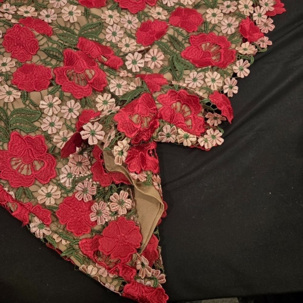 Dress The Population Floral Applique Emboidered Romper Size Medium - Picture 3 of 8